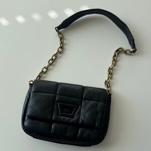 Zara Black Quilted Shoulder Bag